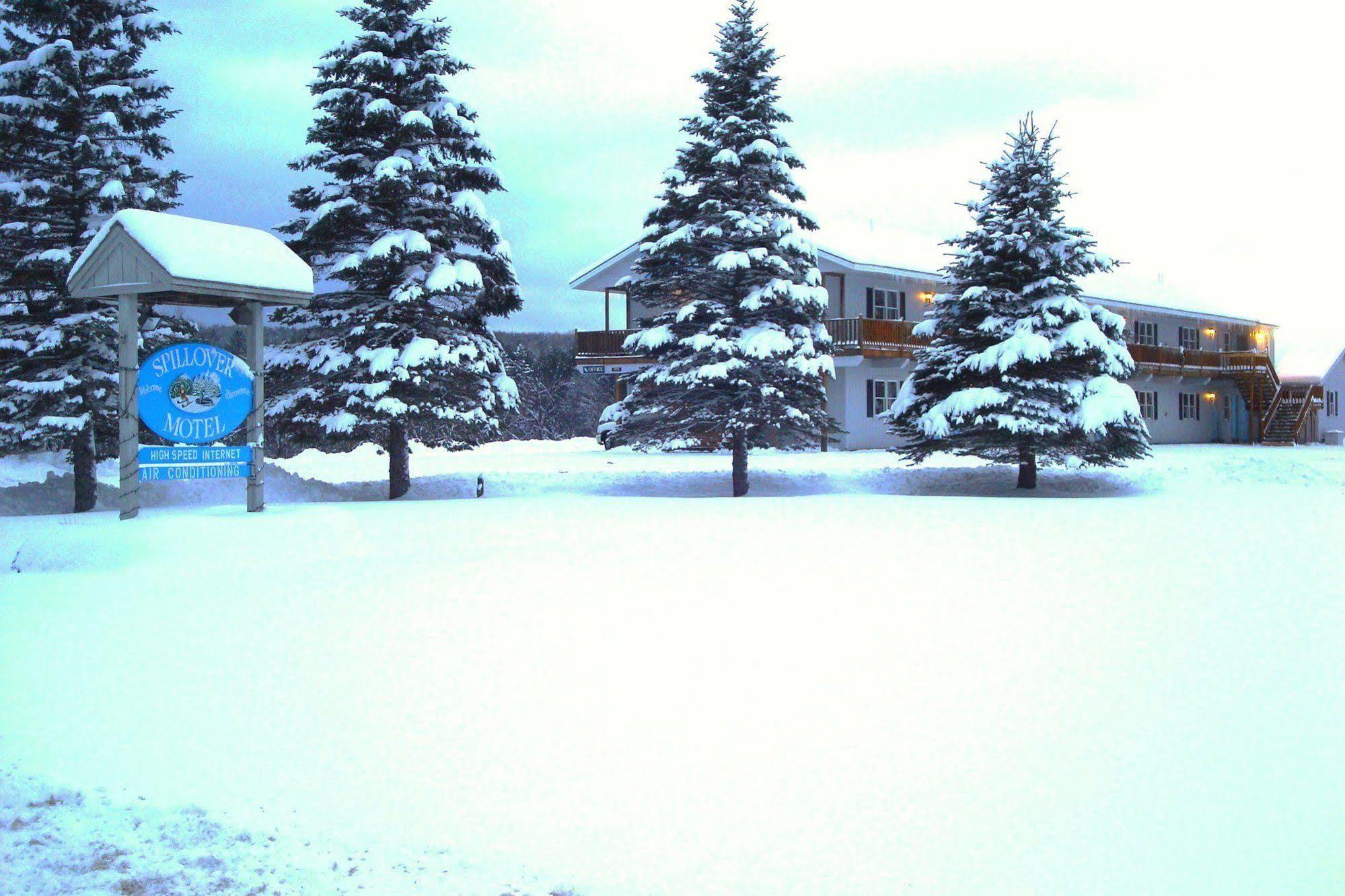 Spillover Motel And Inn Stratton Exterior photo